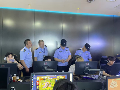 区文化和旅游综合执法大队开展高考前夕网吧市场专项检查