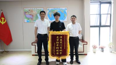 咸宁东方外国语学校：一张“暖心处方” 托举学子“读书梦”