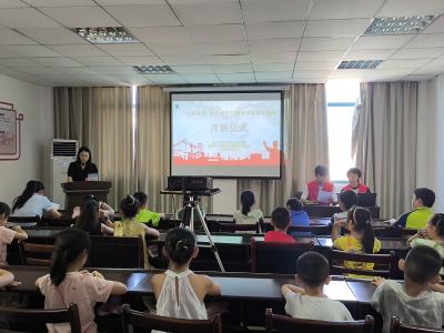 文笔路社区：多彩课堂启暑期 爱心护航助成长
