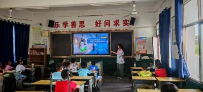 双溪桥镇中心小学暑期学堂开课