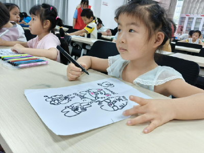 双龙社区：开展趣味活动 助力孩子成长
