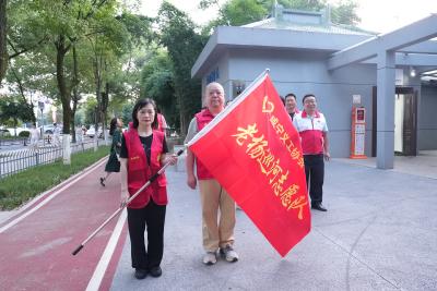 咸宁义工协会：千竿立淦河 三载夏夜守平安