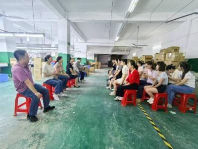 汀泗桥镇示范引领 率先实现“三新”领域妇联组织全覆盖