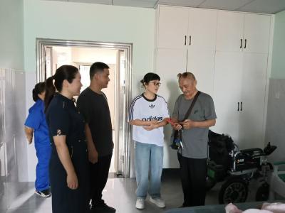 情暖“八一” 致敬荣光