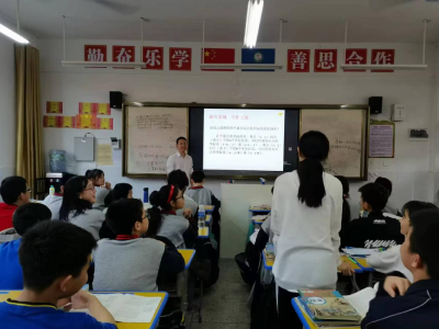 基层人物 | 陈海洋：十载耕耘，用爱与责任照亮学子前行路