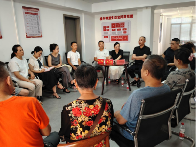 温泉街道：听民意解难题 代表架桥连民心