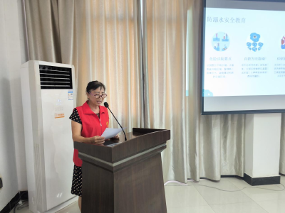 文笔路社区：“五老”课堂进社区 防溺水知识“声”入人心