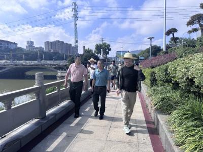 月月见行动 件件有回音 守护母亲河碧水长流