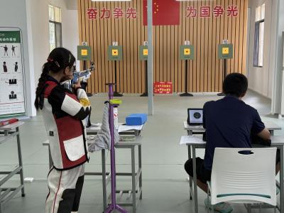 14亩老校舍藏着“静与力”：退役军人带娃玩出“真功夫”