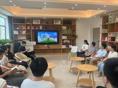 咸安区“桂乡人才荟”：沉浸式成长课堂开启青年干部“充电之旅”