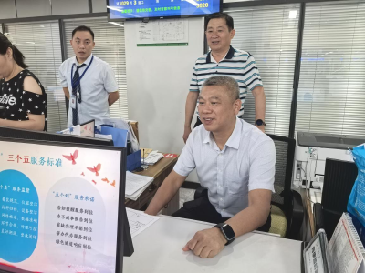 区交通运输局：“一把手”一线“把脉”  助力企业高效办证