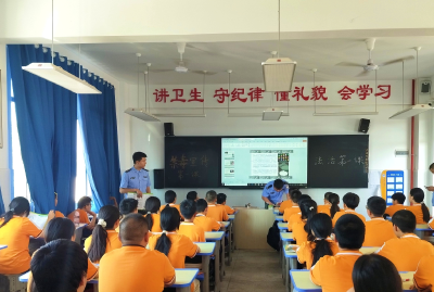（暂不发）官埠桥镇：“开学第一课”教育引领新学期