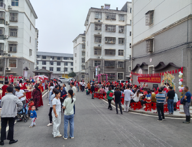 双龙社区举办 “月满华诞 家国同庆” 双节活动 邻里欢聚共话幸福