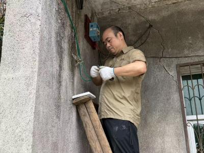 心系群众办实事 电力帮扶暖民心