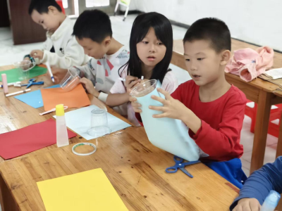 青龙社区：童心创绿 巧手筑梦
