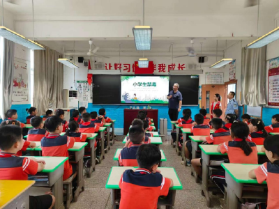 温泉街道希望桥社区：筑牢反诈禁毒防线