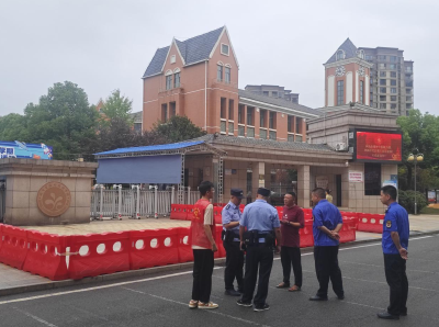 书台社区：多方联动 平安启航