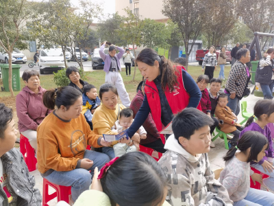 温情重阳 睦邻安康​ ​浮山街道银泉社区开展重阳节敬老爱老活动​