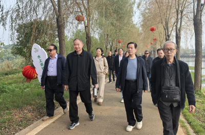 官埠桥镇：敬老情暖桑榆 共话发展新篇