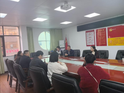 区统计局上门开展企业统计服务