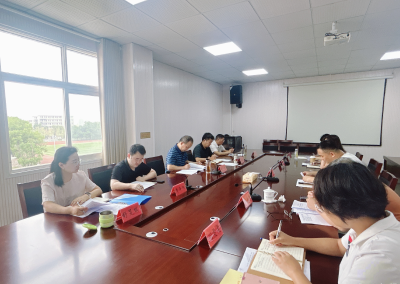 区委党校召开校委会（扩大）会议 传达学习习近平总书记重要指示和全国党校（行政学院）工作会议精神