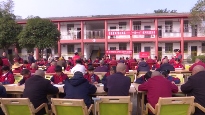 情暖重阳 爱在双溪 咸安“一老一小”结对传递温情
