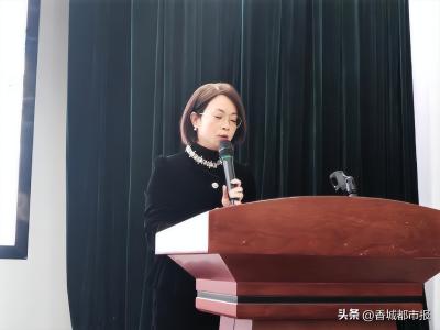 家校同心筑梦 携手护航高考 咸宁高中举行高三年级家长会