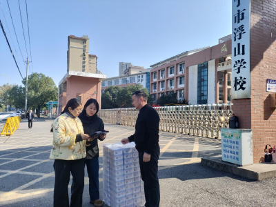 咸安区民办教育系统“百日攻坚建会”成效显著 千余名职工喜圆“入会梦”