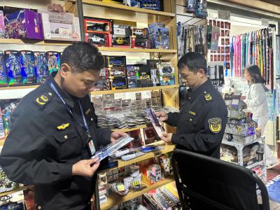 区市场监管局：突击清查危险玩具，净化学生成长环境
