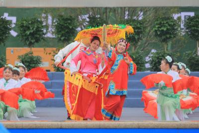 组图：诗乐飞扬韵横沟