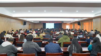 2025年度湖北日报“送课上门”咸安专场培训班开课 180余名基层宣传干部“充电”提能