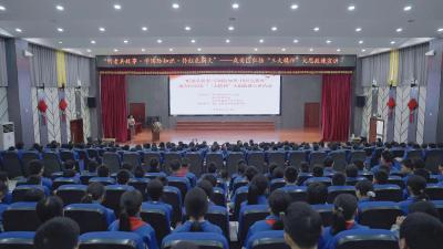 咸安区举办“听老兵故事・学国防知识・传红色薪火”大思政课宣讲活动