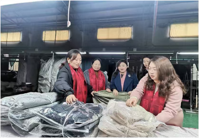 基层人物 | 陈爱萍：坚守一脉书香 奉送一缕芬芳