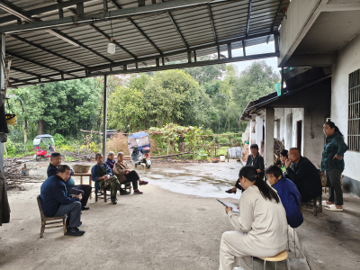 汀泗桥镇洪口村：屋场会搭起连心桥 多项民生工作落地见实效  