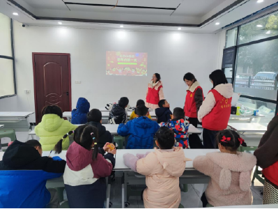 温泉街道万年路社区：科普融童趣 巧手迎佳节