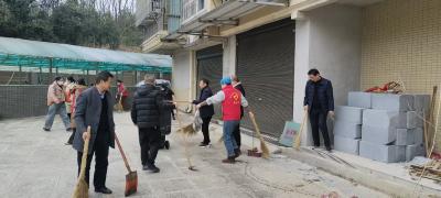 浮山卫生服务中心开展“迎新年·清洁家园”志愿服务