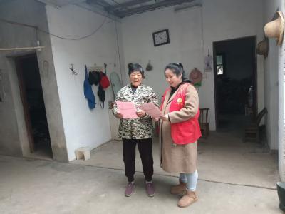 汀泗桥镇程益桥村：医保政策送到家，群众参保更省心