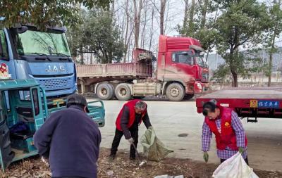 汀泗桥镇：“清洁家园”见实效 “桂乡管家”促长效