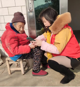 桂花镇：党群服务暖人心 医保催缴“零距离”