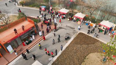 咸安区官埠桥镇：“桂乡集市”飘出茶香红韵与烟火乡情