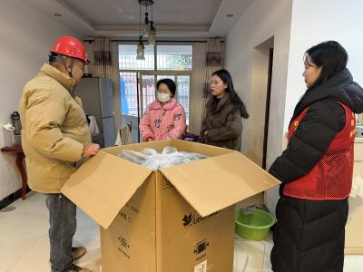 一台洗衣机，温暖困难家庭——咸安政企社联动解决群众“关键小事”