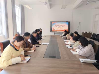 锤炼内功强素质 凝心聚力建团队——咸宁市大洲湖学校中层干部素质提升专题讲座