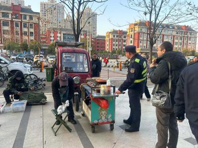 护校安园暖民心！校园周边专项整治显成效