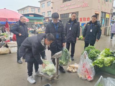 咸安区开展节前食品安全专项抽检 守护群众“舌尖上的安全”