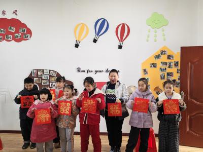 向阳湖镇绿山村：新春主题活动润童心 文明新风伴成长