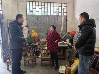 区委社会工作部开展新春走访慰问暨“五访五看”活动