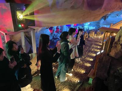 团区委开展桂乡学子家乡行活动