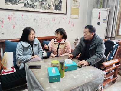 银泉社区：民心凝聚破难题 温情协商办实事