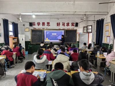 双溪桥镇：普法润童心 安全护成长