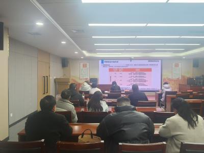 咸安区政数局：培训+上门服务 助力数据资源调查填报提质增效